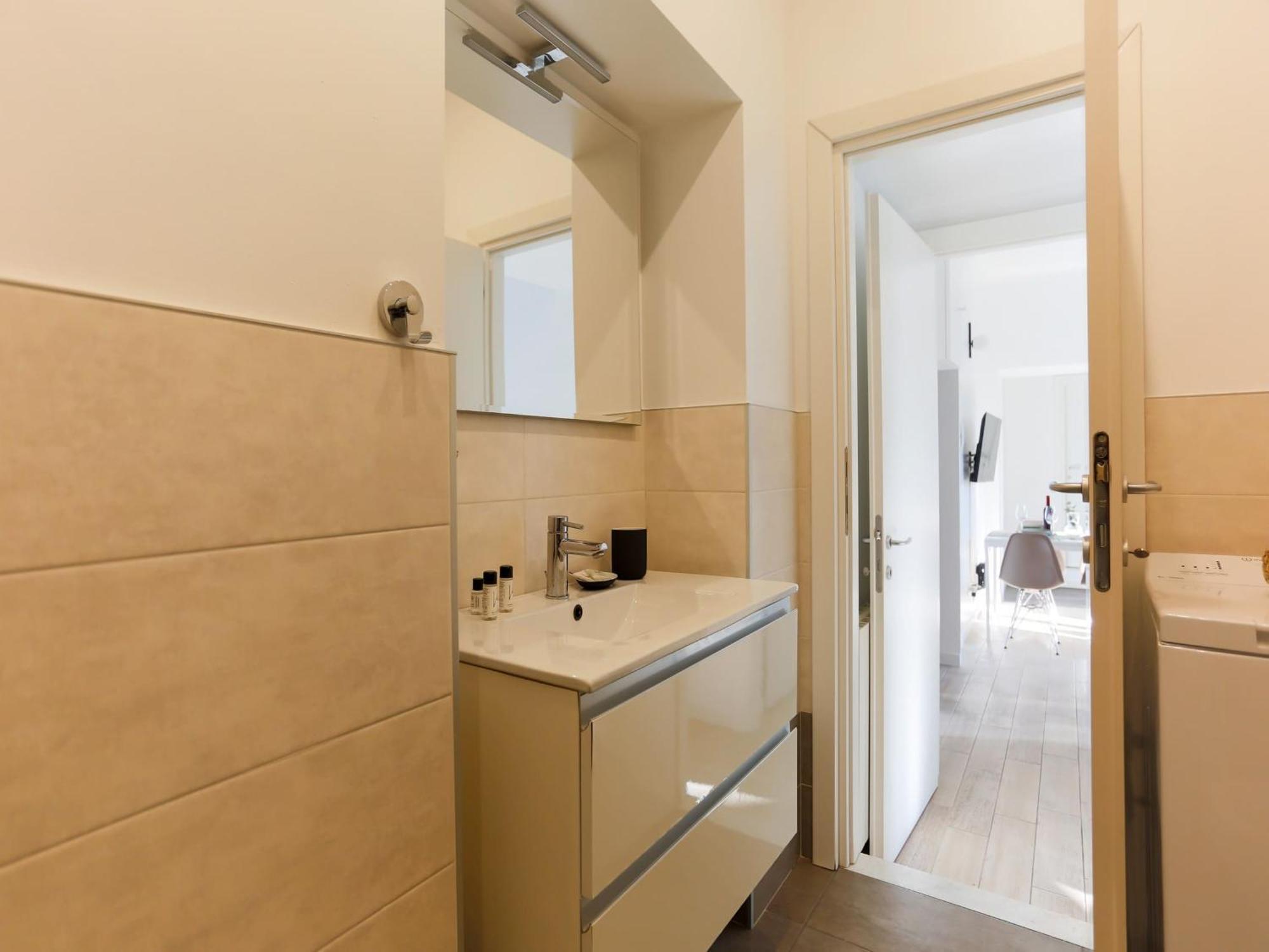 The Best Rent - Spacious Two Bedrooms Apartment Near Porta Romana Milano Exteriör bild